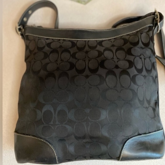 Coach Chelsea Signature Canvas & Leather Vintage Bag With Matching Wallet - Picture 10 of 13